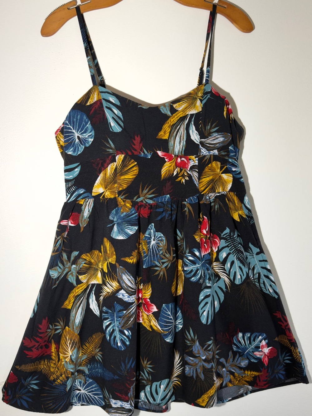 Pacific Vibes Floral Spaghetti-Strap Mini Dress in Black with Tropical Print
